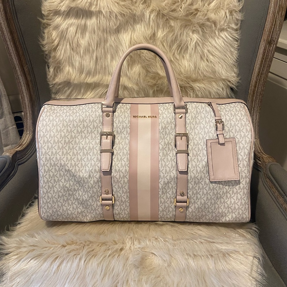 MICHAEL KORS Weekender Travel Bag.